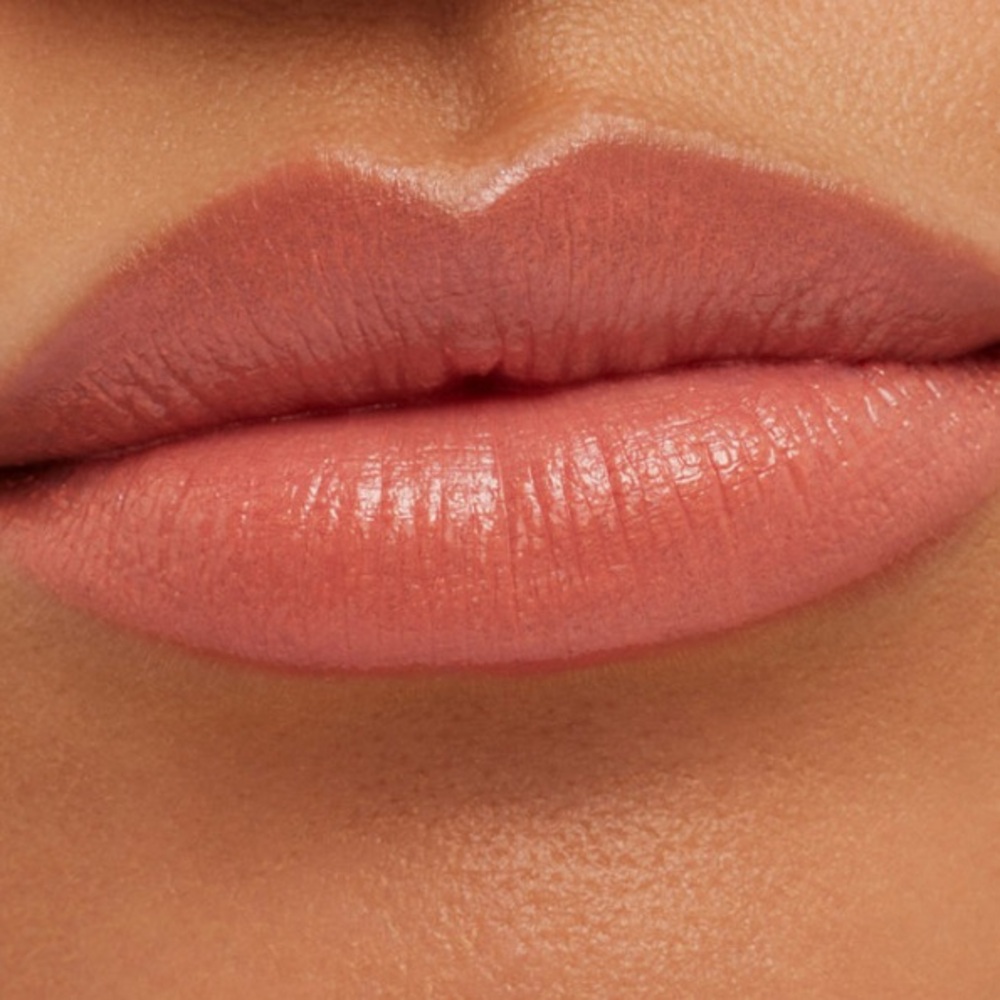 “Shanghai Spice” M.A.C. 40th Lipstick - Picture 3 of 8